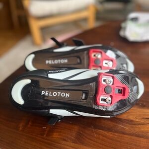 Peloton Cycling Shoes Size 46 - Very Good Used Condition